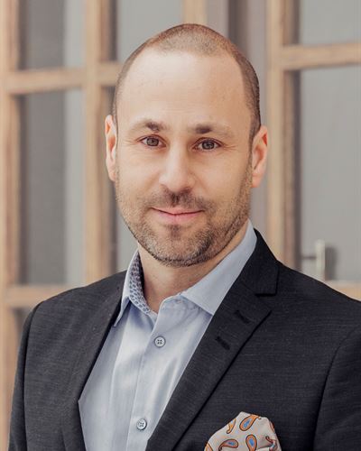Patrik Nilsson, ansvarig mäklare i Huddinge