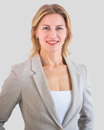 Sandra Johansson, assisterande mäklare i Uppsala kommersiella