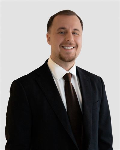 Alexander Marklinder, ansvarig mäklare i Uppsala & Knivsta