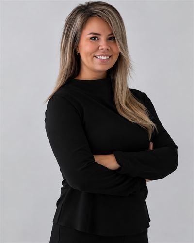 Victoria Kalkan, ansvarig mäklare i Örebro