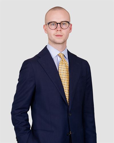 Elias Faxius, assisterande mäklare i Malmö Regementsgatan