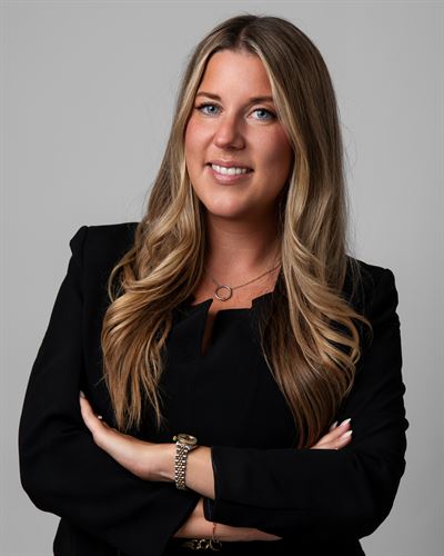 Danielle Wallster, ansvarig mäklare i Täby & Danderyd