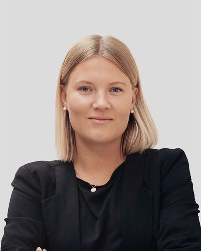 Emelie Jakobsson, ansvarig mäklare i Stockholm Innerstan