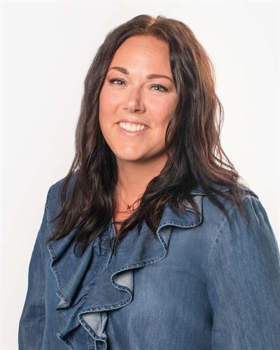 Linda Herlog, assistent i Falkenberg
