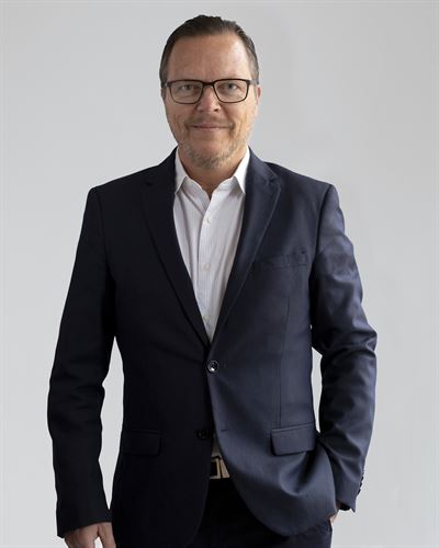 Robert Porander, ansvarig mäklare i Norrtälje