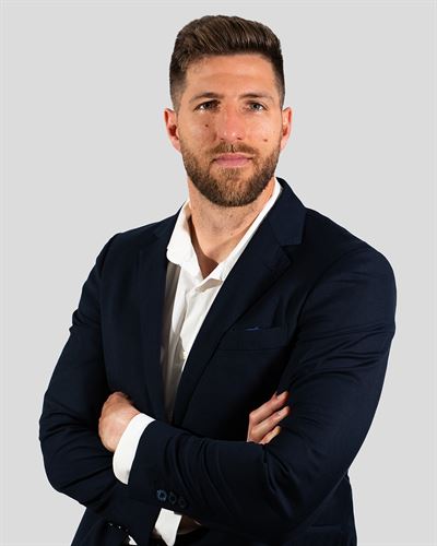 Alejandro Fernández, mäklare i Malaga