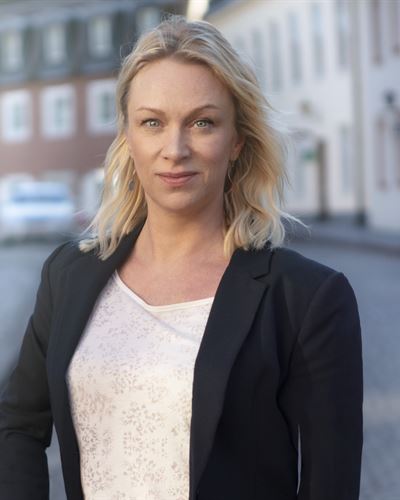 Mia Jämsén, mäklarassistent / kontorsansvarig i Enköping