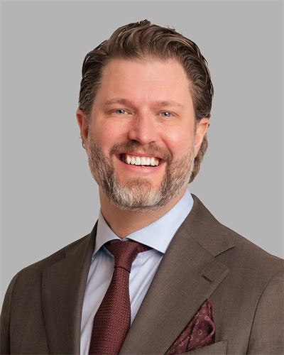 Mikael Bjérnhof, ansvarig mäklare i Stockholm Kungsholmen