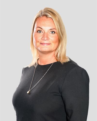 Johanna Blomster, ansvarig mäklare i Spånga-Vällingby-Hässelby