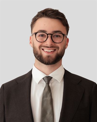 Max Levine Löwengart, ansvarig mäklare i Stockholm Kungsholmen
