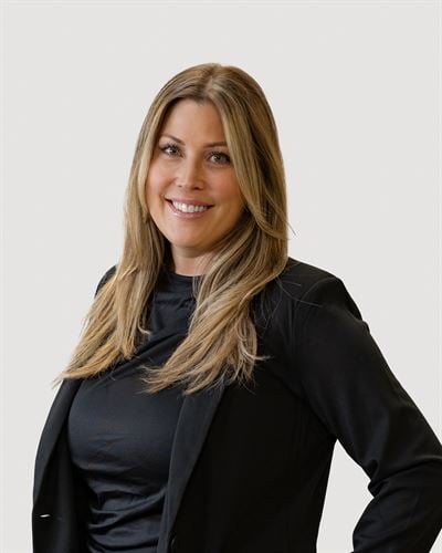Sandra Gustafsson, mäklare i Umeå