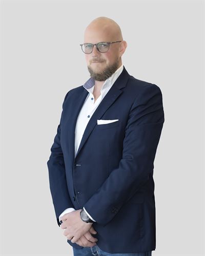 Christopher Robin Esphagen, mäklare i Marbella