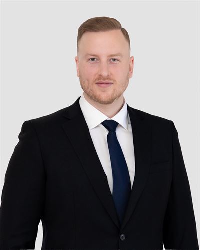 Hugo Åkerström, blivande mäklare i Uppsala & Knivsta