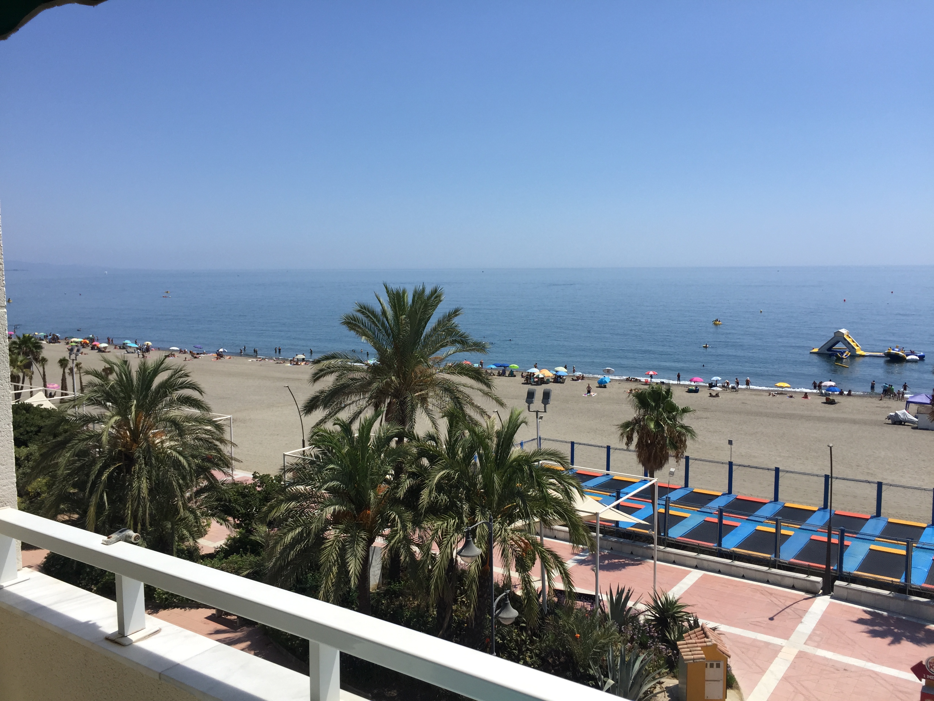 Marbella Estepona Mäklarhuset Villa till salu på Atalaya Fairways i Benahavís Mäklarhuset