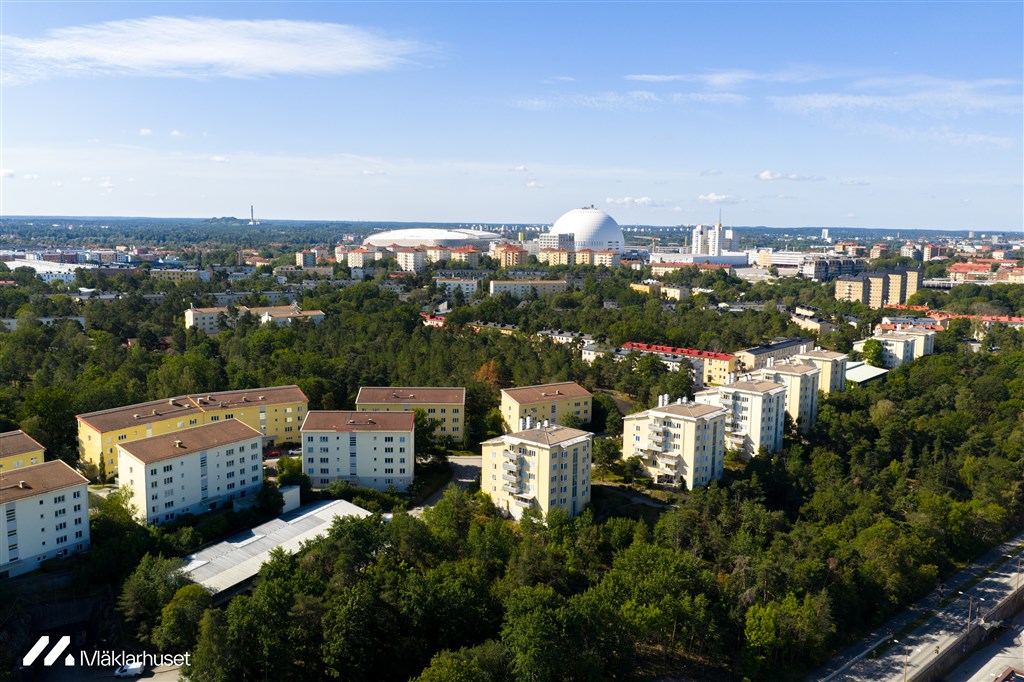 Hammarbyhöjden - Den vita staden! i stockholm
