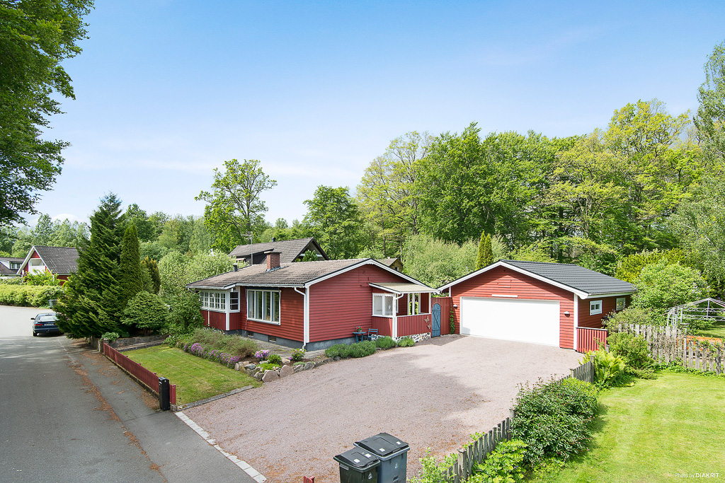 Sutarevägen 8