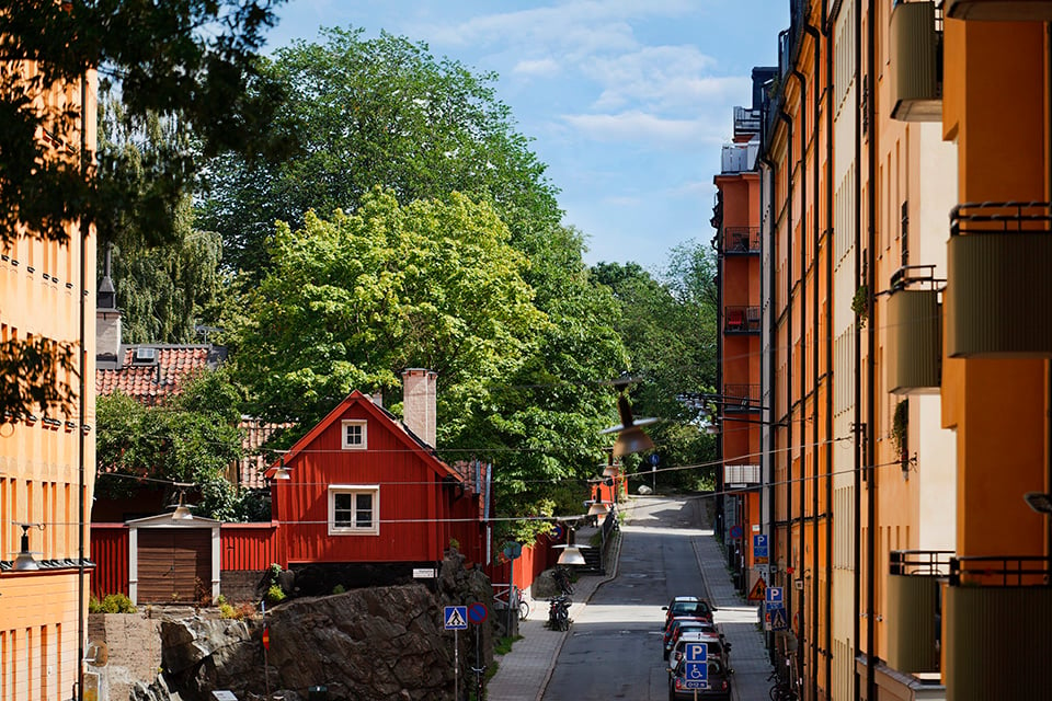 Bostadsmarknaden stärks och två räntesänkningar är klara